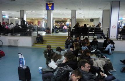 Grecia elimina las tasas de aeropuertos para el verano